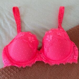 Victoria's Secret Dream Angels Lined Demi Floral Pink Lace Bra - Size 32D